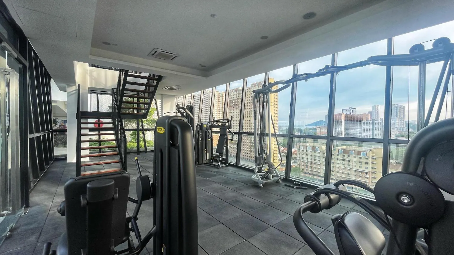 Le Petit Suite - 8 Pax Sea View Infinity Pool George Town Apartment